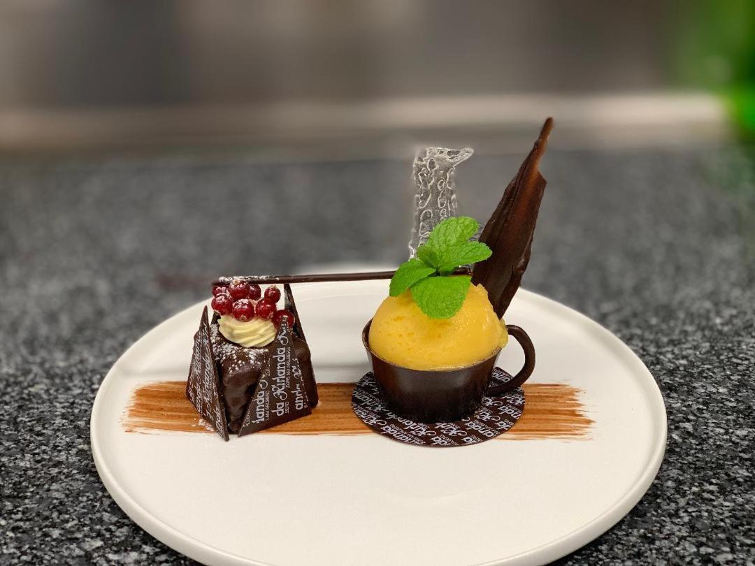 Hotel Hirlanda Zuers ภายนอก รูปภาพ
